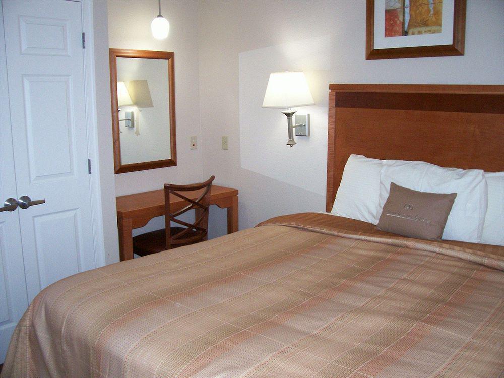 Candlewood Suites Winchester By Ihg Dış mekan fotoğraf